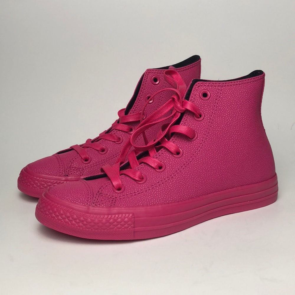 Converse Chuck Taylor Hi Top Vivid Pink